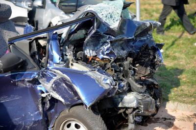 Toedlicher Verkehrsunfall auf der B10 bei Korntal-Muenchingen